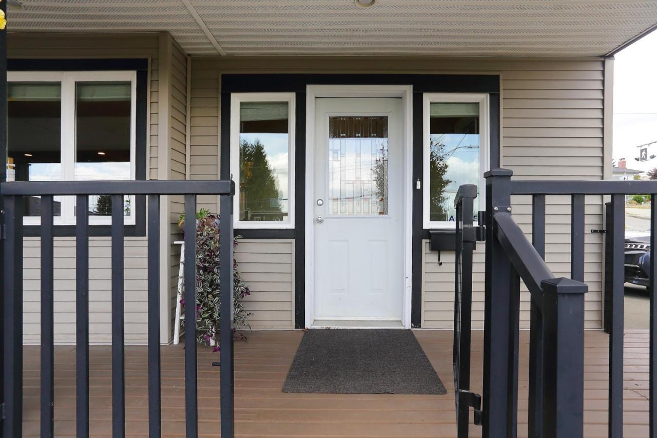 Lovely J Home -Stunning River View Cozy Two Bedroom Private Suite New Westminster Exterior photo